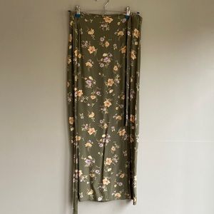 Gap green wraparound skirt, size S - approx. US 4